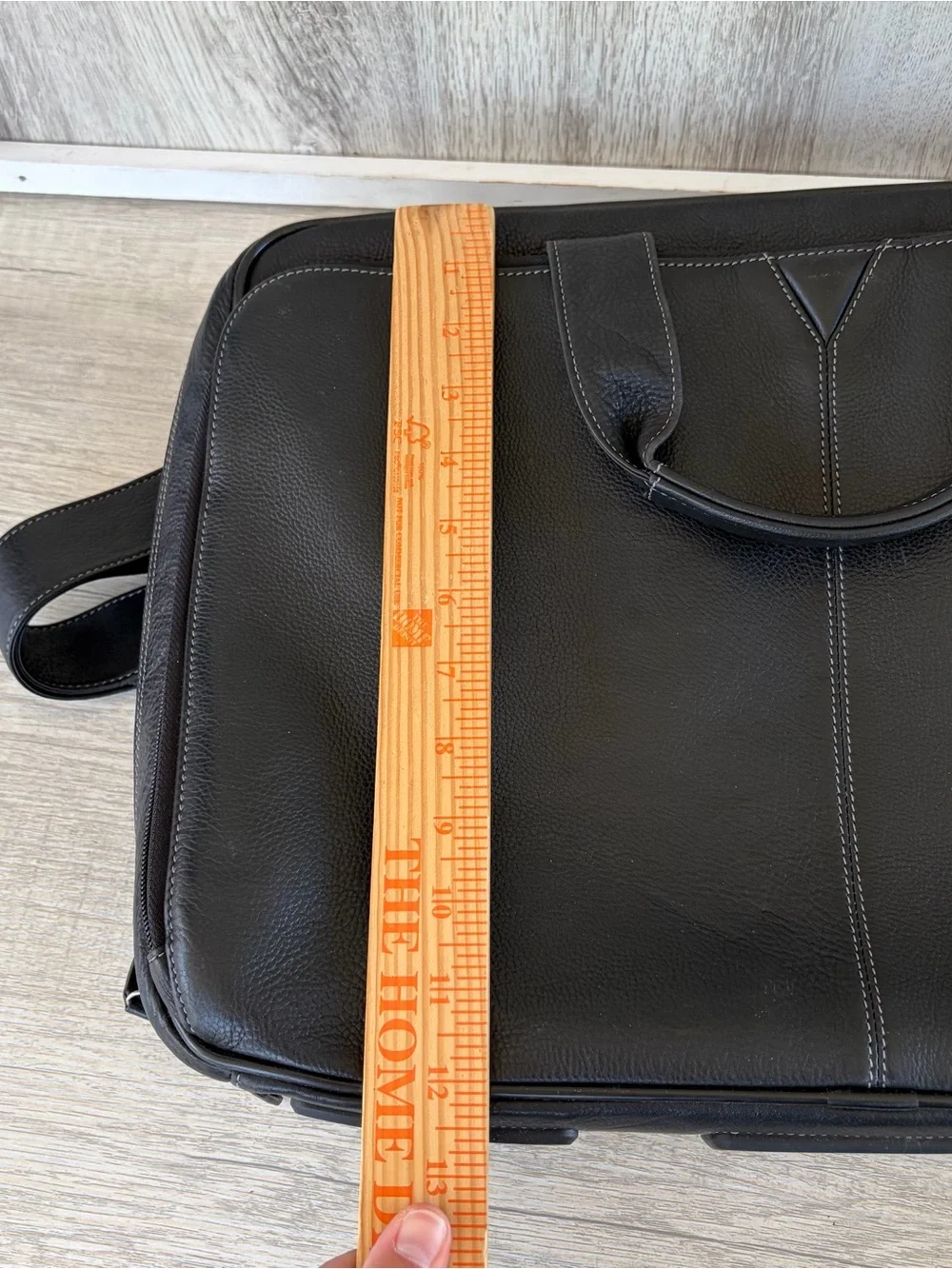 Johnston & Murphy black leather briefcase Messenger Bag Men’s Crossbody Euc